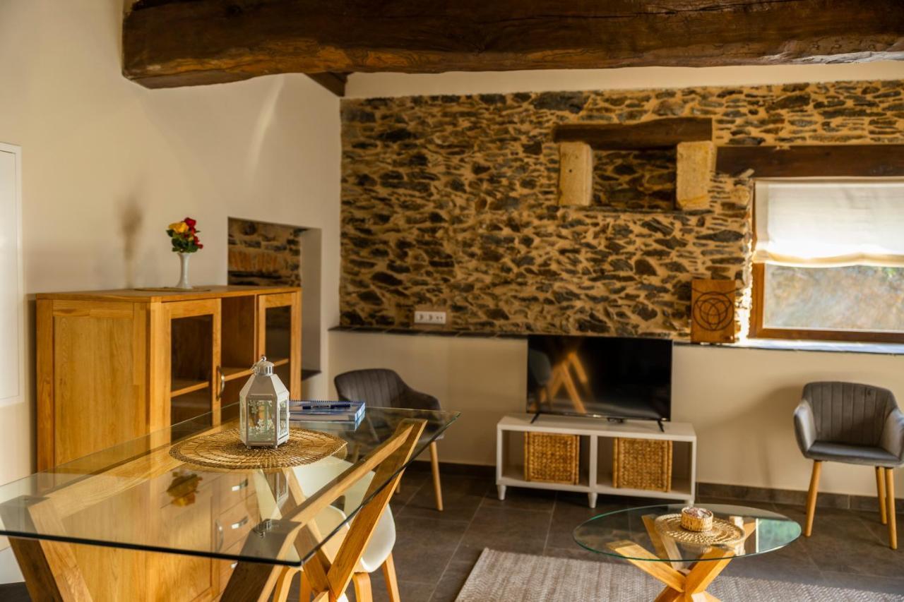 Apartamentos Casona Del Campo ナビア エクステリア 写真