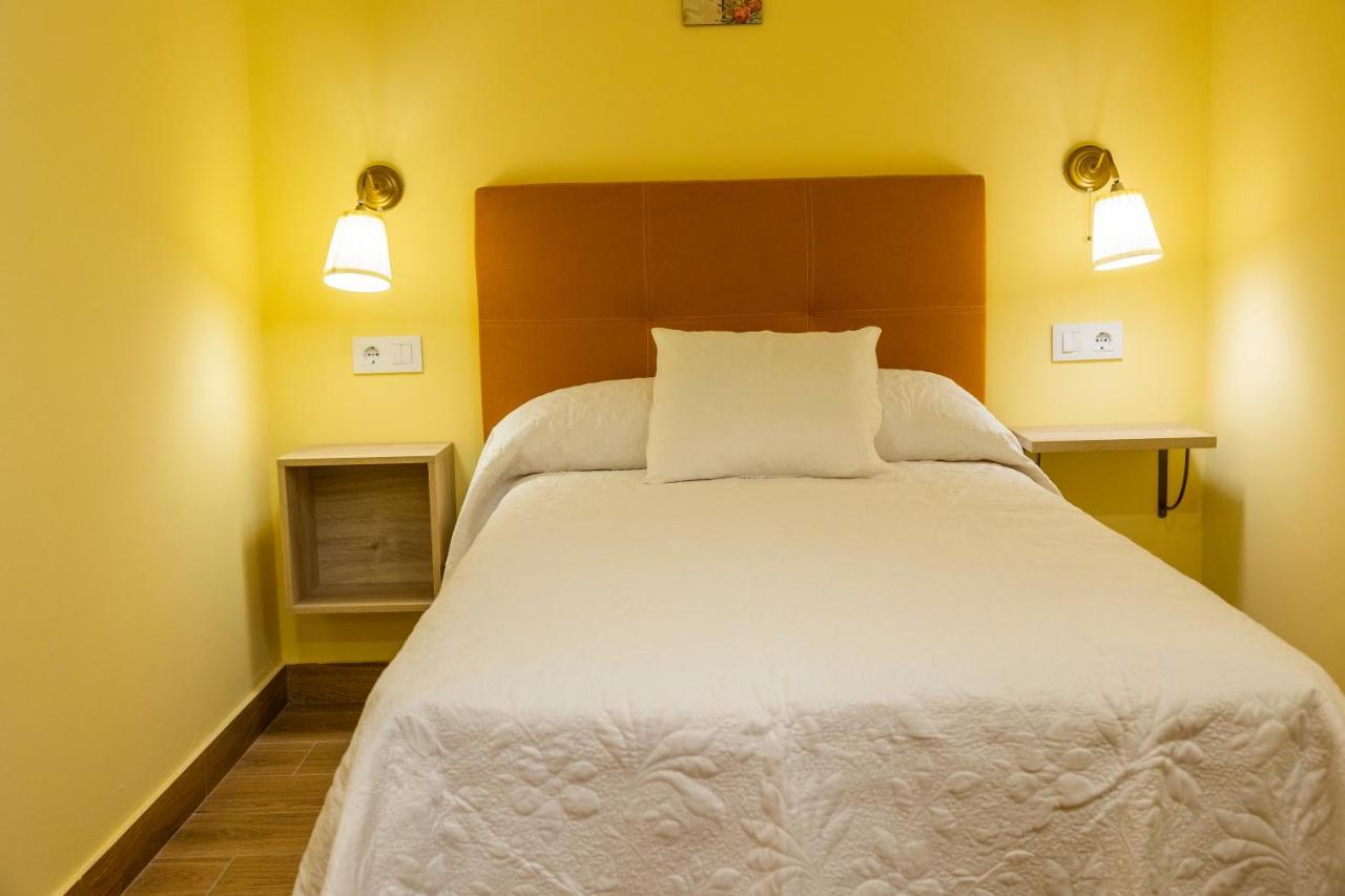 Apartamentos Casona Del Campo ナビア エクステリア 写真