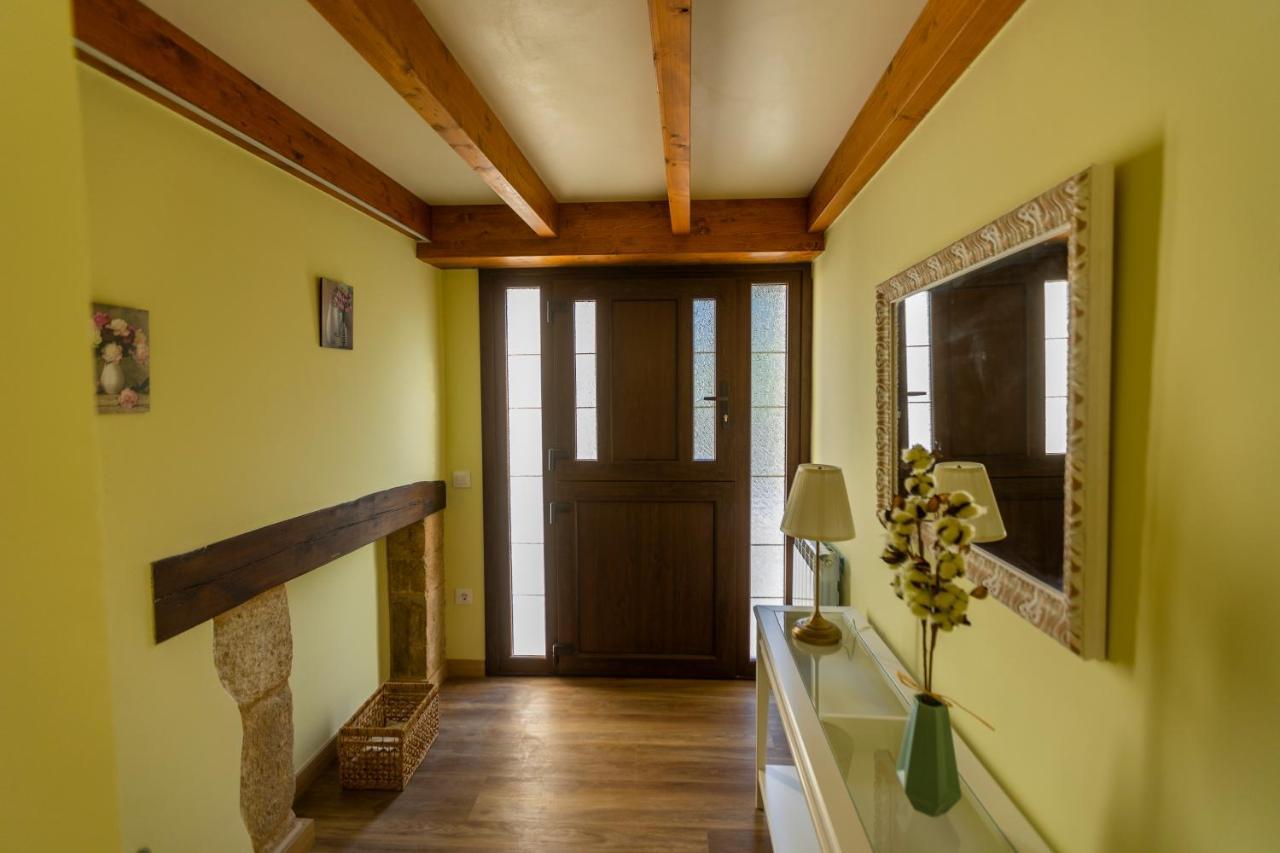 Apartamentos Casona Del Campo ナビア エクステリア 写真