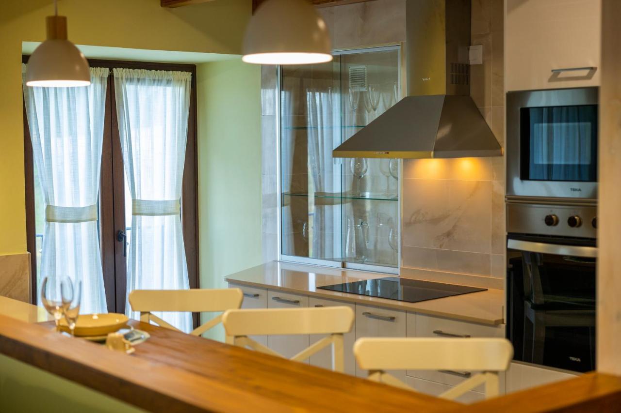 Apartamentos Casona Del Campo ナビア エクステリア 写真