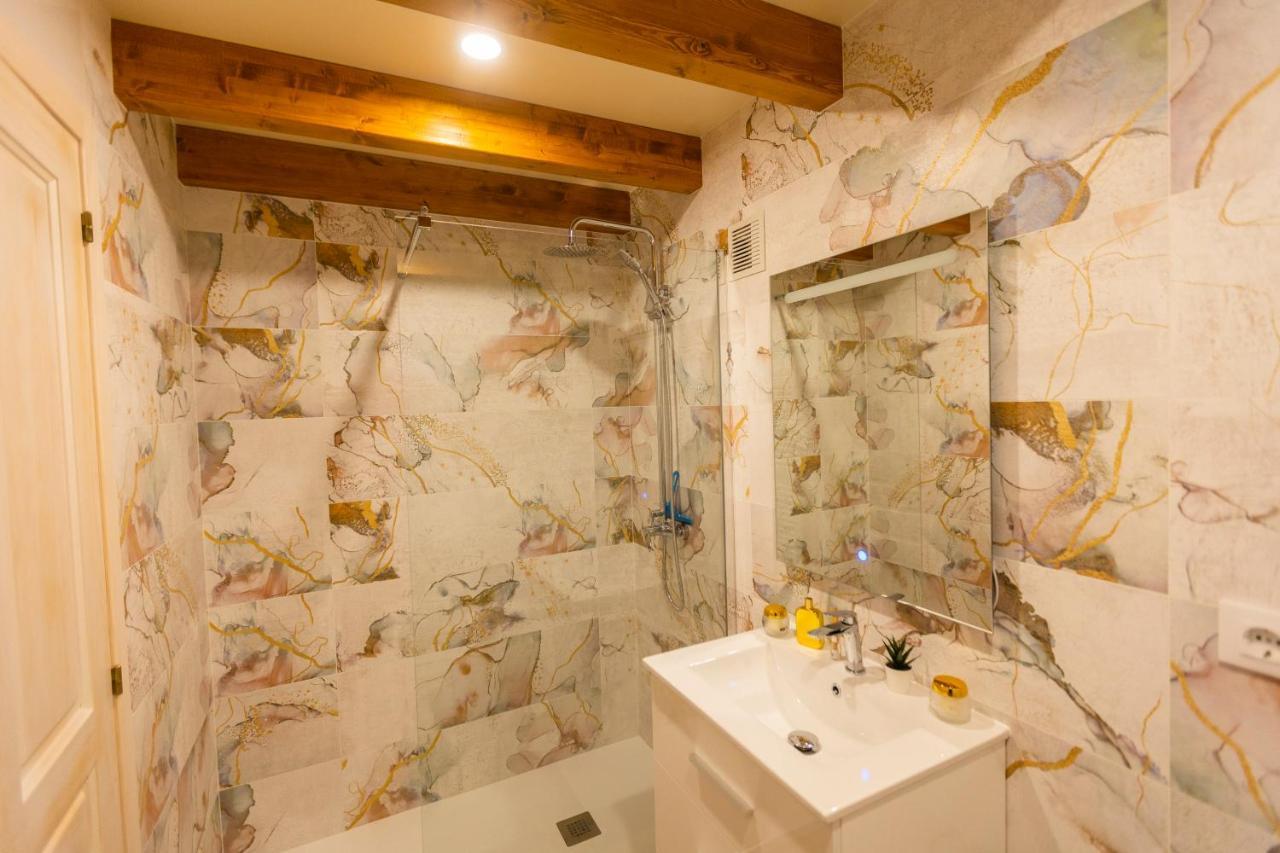 Apartamentos Casona Del Campo ナビア エクステリア 写真