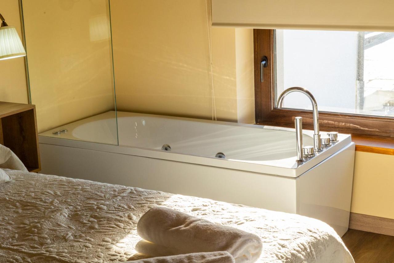 Apartamentos Casona Del Campo ナビア エクステリア 写真