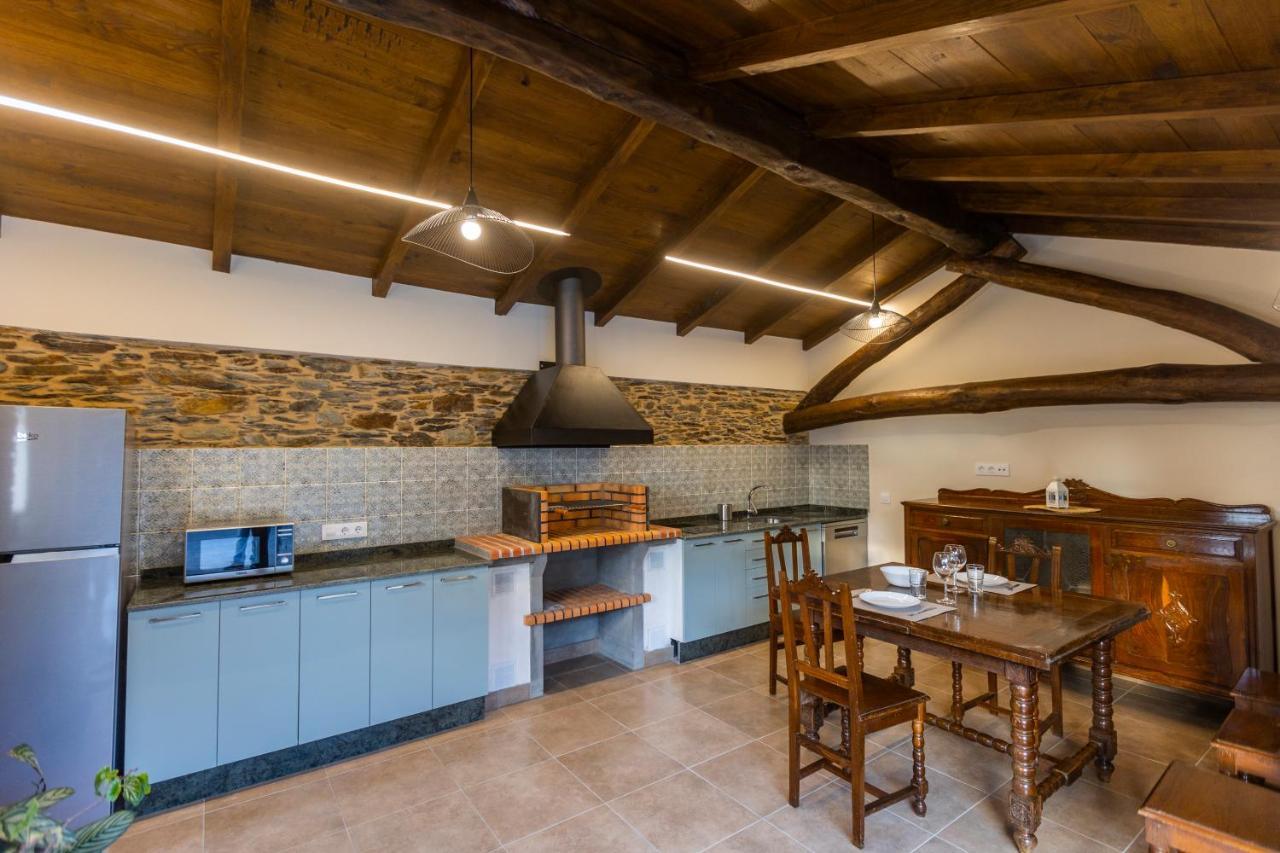 Apartamentos Casona Del Campo ナビア エクステリア 写真